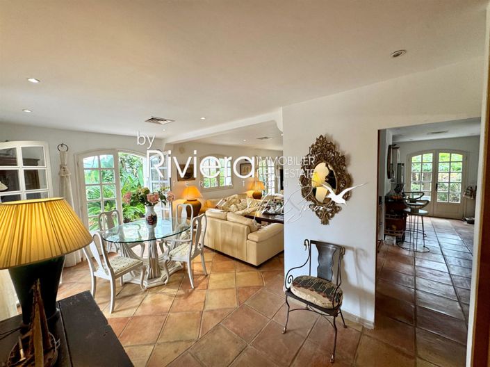 Image No.13-4 Bed House for sale