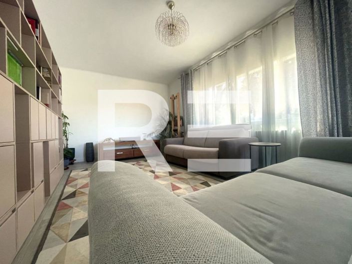 Image No.4-4 Bed House for sale