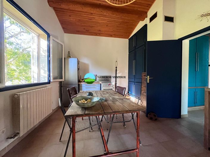 Image No.6-5 Bed House for sale