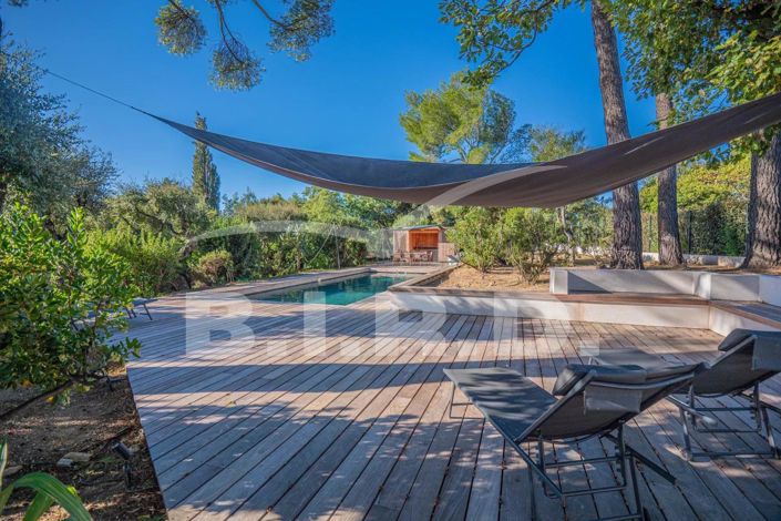 Image No.12-4 Bed House for sale