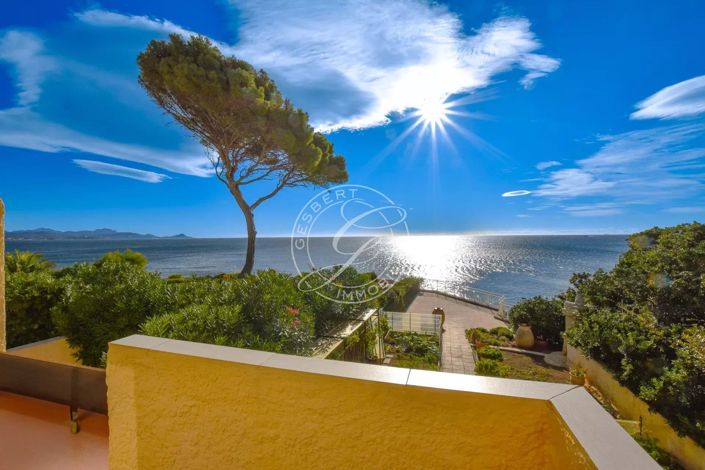 Image No.1-3 Bed House for sale