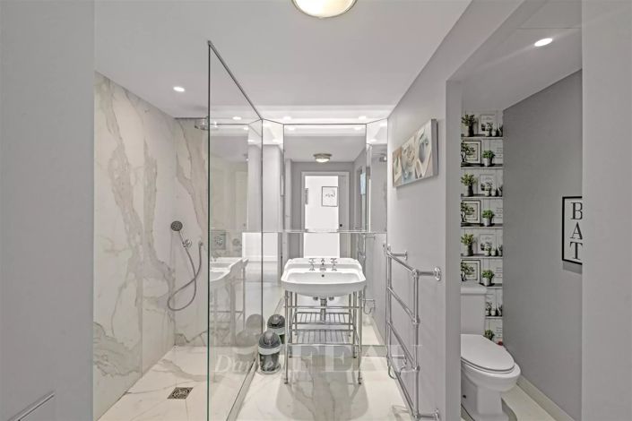 Image No.12-2 Bed Apartment for sale