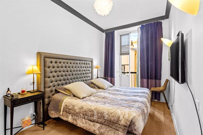 Image No.8-3 Bed Apartment for sale