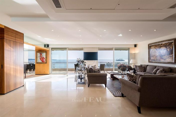 Image No.5-5 Bed Apartment for sale