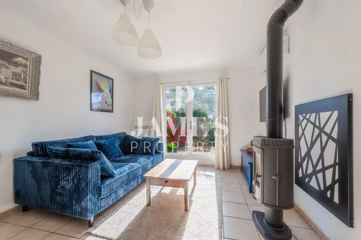 Image No.7-2 Bed House for sale