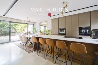 1 - Courbevoie, Maison