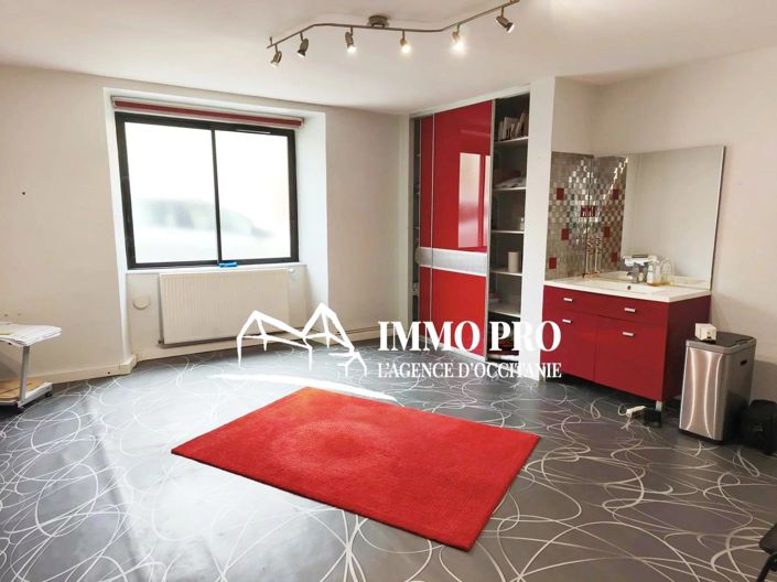 Image No.1-6 Bed House for sale