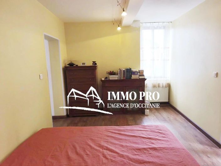 Image No.7-6 Bed House for sale