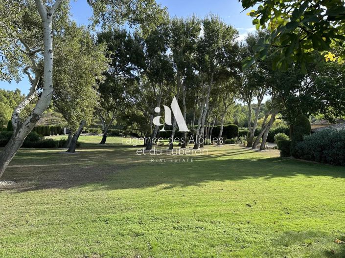 Image No.17-5 Bed House for sale