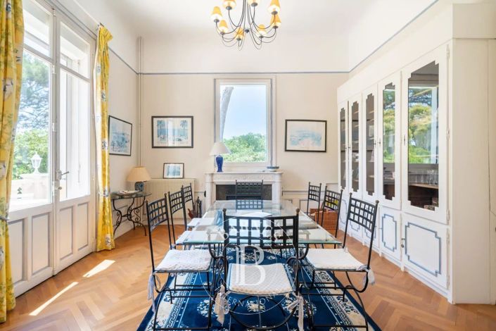 Image No.9-9 Bed House for sale