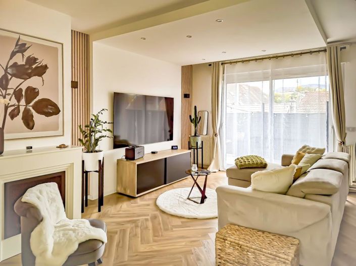 Image No.4-2 Bed Apartment for sale