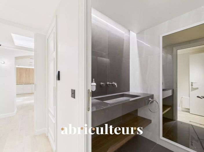 Image No.29-5 Bed House for sale