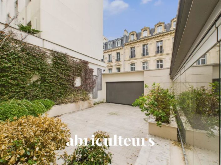 Image No.31-5 Bed House for sale