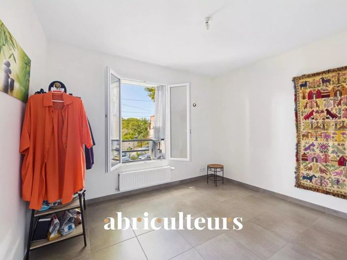 Image No.18-Appartement de 2 chambres à vendre à Pélissanne