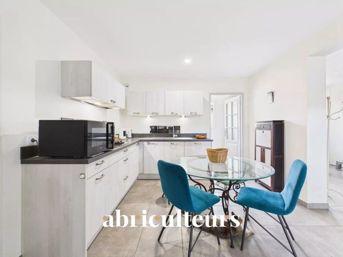 Image No.9-2 Bed Apartment for sale