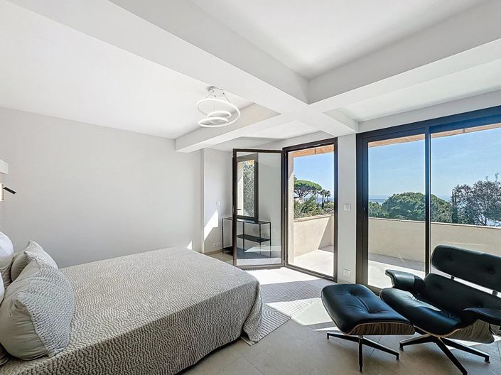 Image No.22-3 Bed House for sale