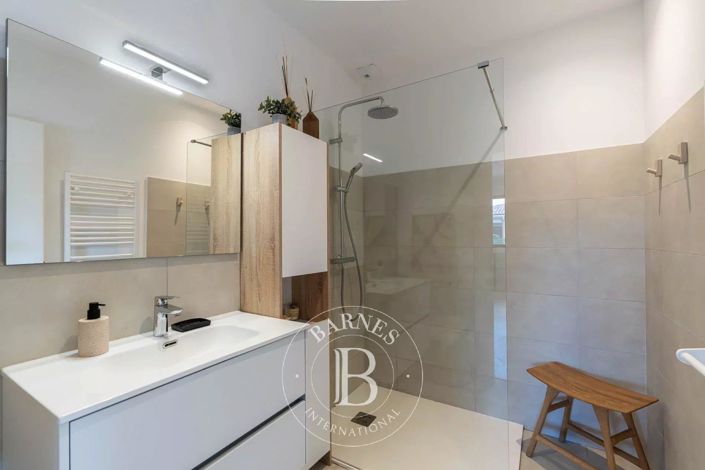 Image No.15-3 Bed Apartment for sale