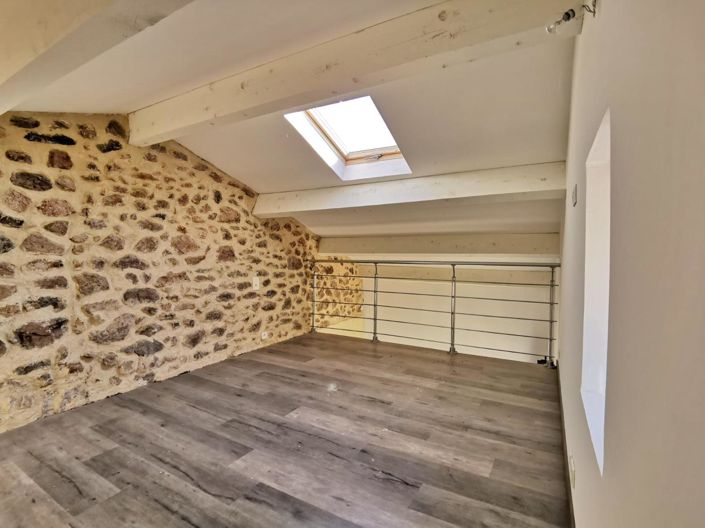 Image No.8-1 Bed House for sale