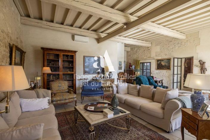 Image No.17-5 Bed House for sale