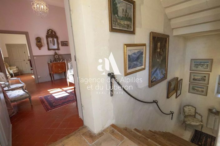 Image No.20-5 Bed House for sale