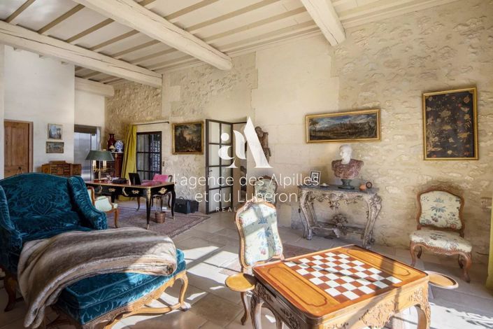 Image No.5-5 Bed House for sale