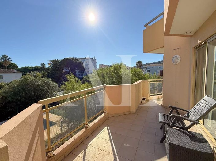 Image No.2-1 Bed Property for sale