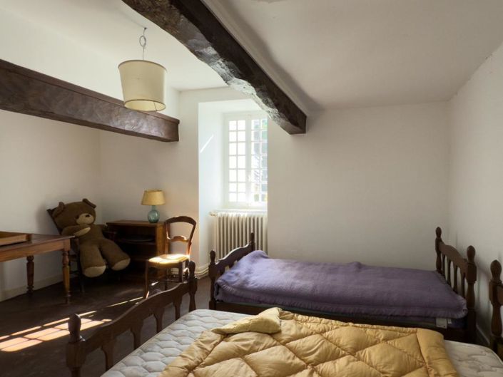 Image No.16-7 Bed House for sale