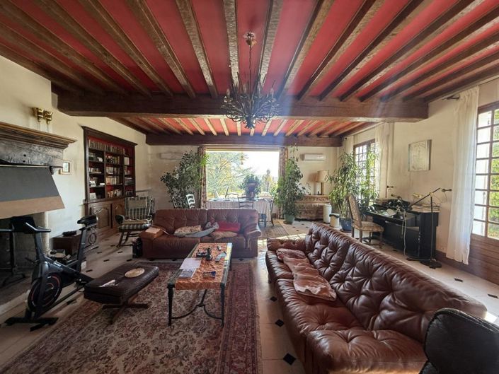 Image No.4-7 Bed House for sale