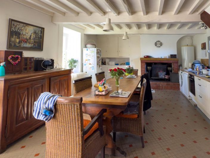 Image No.8-7 Bed House for sale