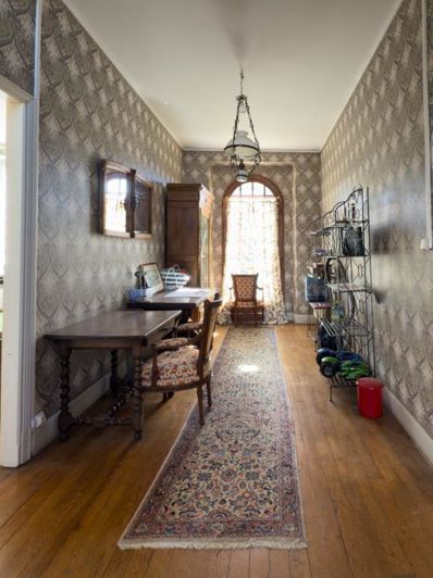 Image No.8-7 Bed House for sale