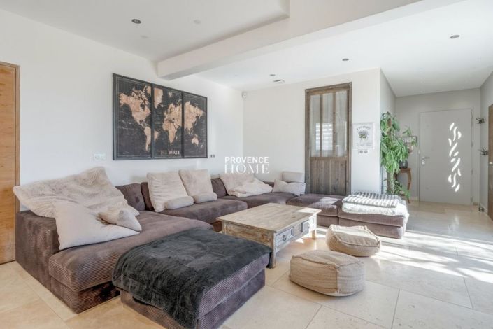 Image No.6-Maison de 4 chambres à vendre à Gordes