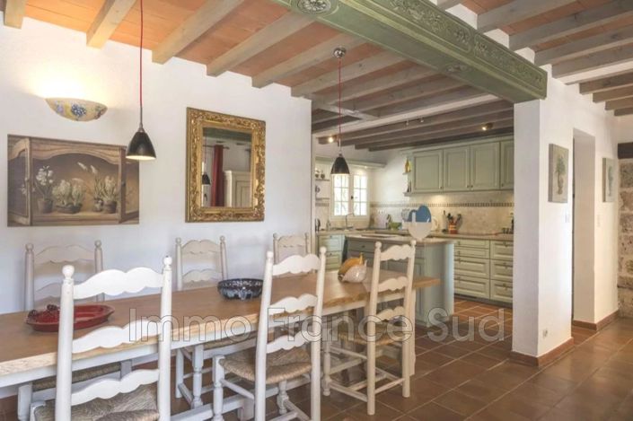 Image No.5-Maison de 7 chambres à vendre à Tourtour