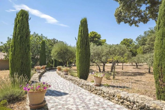 Image No.9-7 Bed House for sale