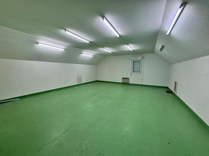 Image No.18-Maison de 9 chambres à vendre à Domérat