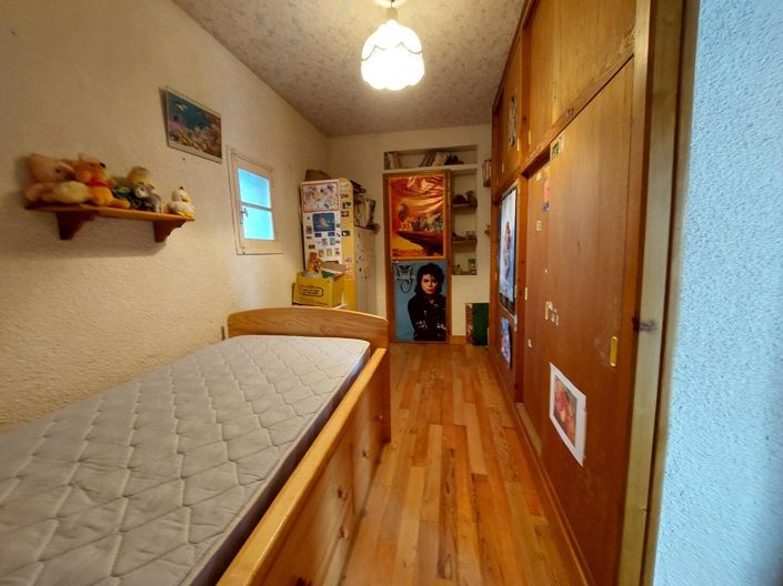 Image No.16-4 Bed House for sale