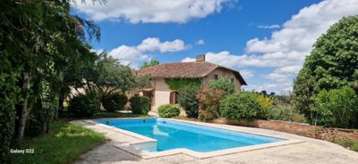 1 - Le Fousseret, House