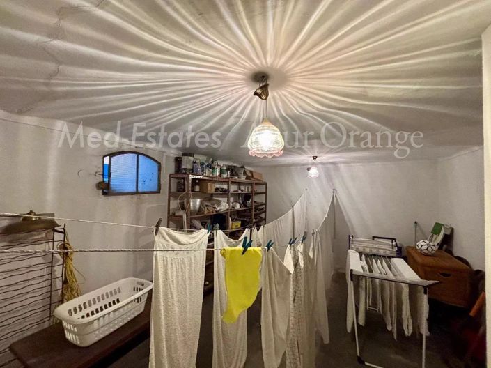 Image No.20-5 Bed Apartment for sale