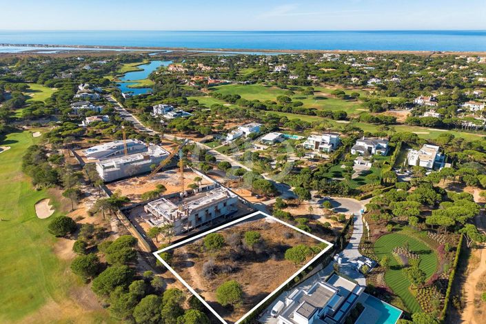 Image No.11-5 Bed House for sale