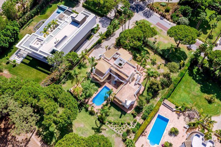 Image No.12-4 Bed House for sale