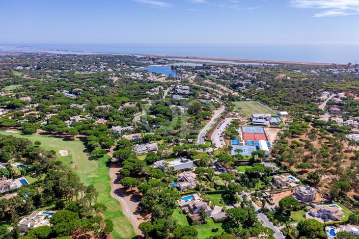 Image No.14-4 Bed House for sale