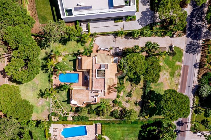 Image No.21-4 Bed House for sale