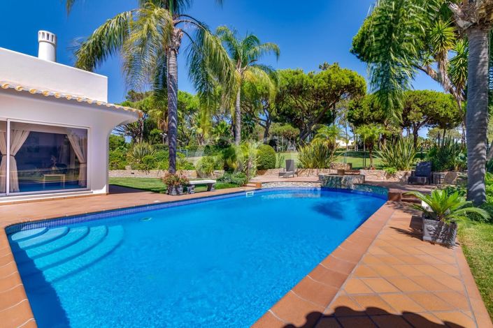 Image No.22-4 Bed House for sale