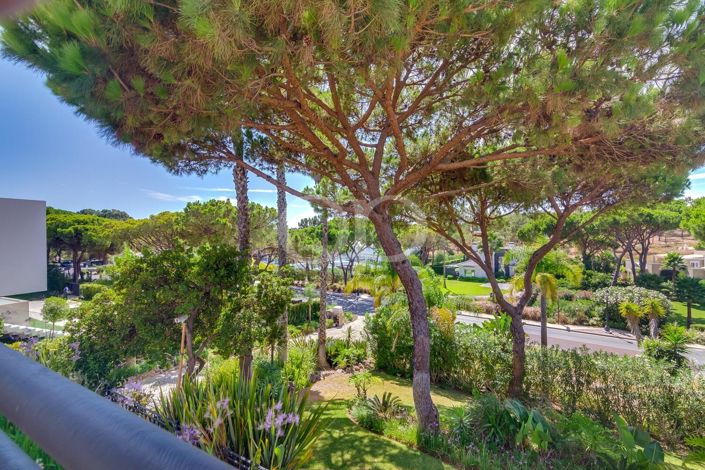 Image No.36-4 Bed House for sale