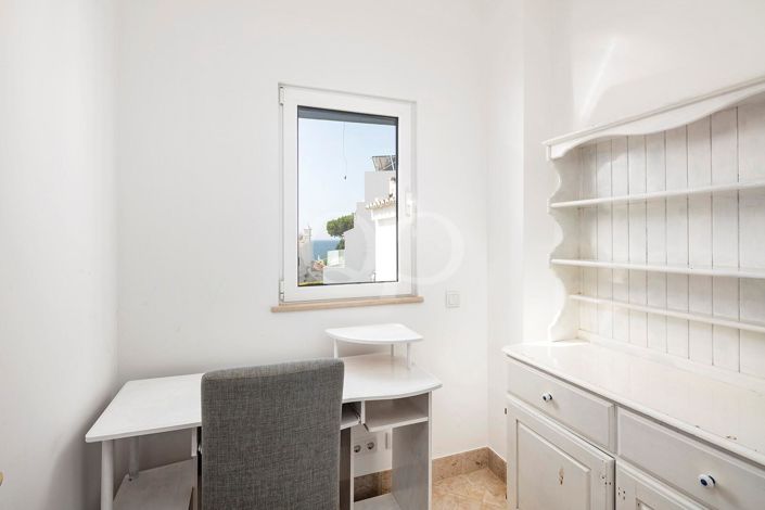 Image No.17-3 Bed House for sale