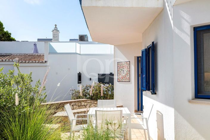 Image No.8-3 Bed House for sale