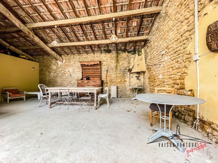 Image No.17-6 Bed House for sale