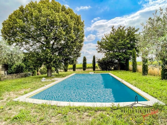 Image No.5-6 Bed House for sale