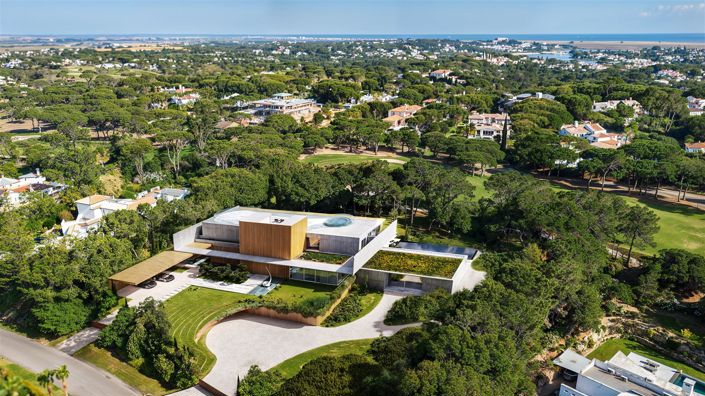 Image No.19-Maison de 10 chambres à vendre à Loule