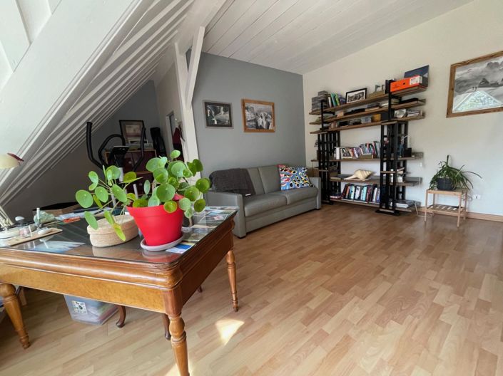 Image No.13-5 Bed House for sale