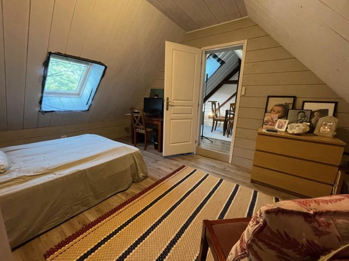 Image No.17-5 Bed House for sale